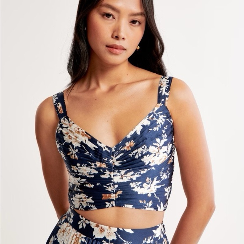 Abercrombie ruched‎ crop top XS